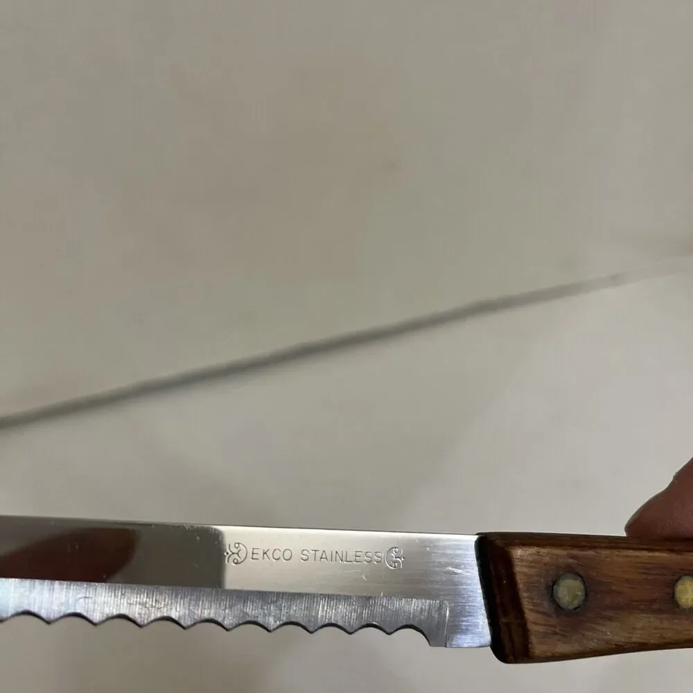 Ekco Flint 8” Waverly Serrated Bread Knife Slicer Wood Handle 2 Rivets USA